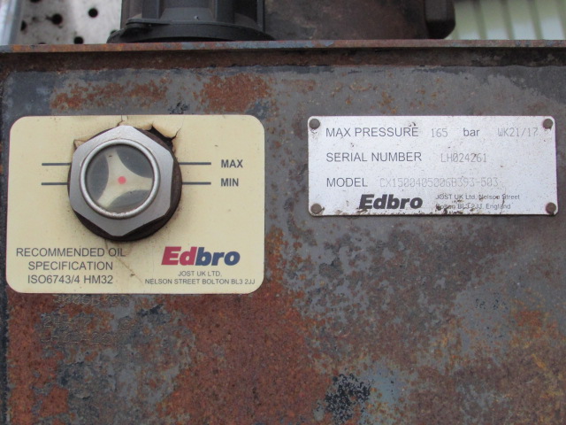 Vehicle Photo 14