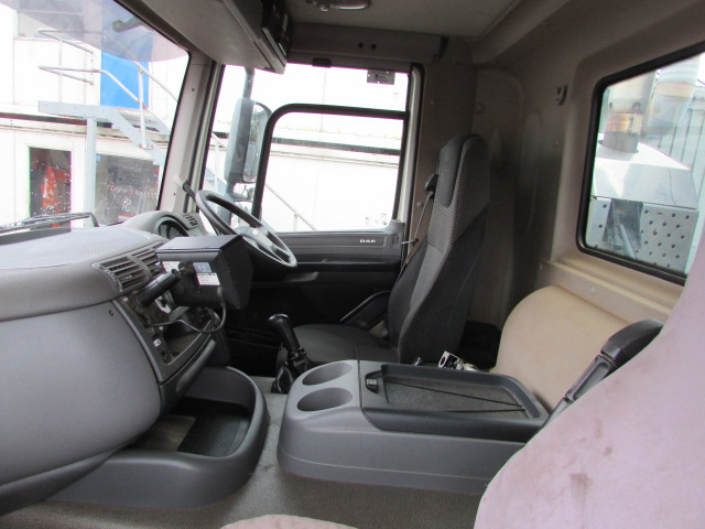 Vehicle Photo 17