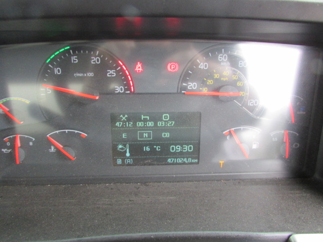Vehicle Photo 14