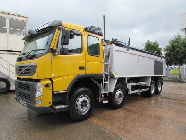 Vehicle Photo 5