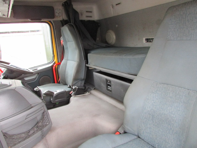 Vehicle Photo 18