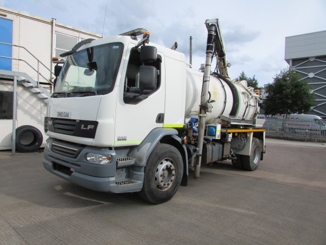 Vehicle Photo 7