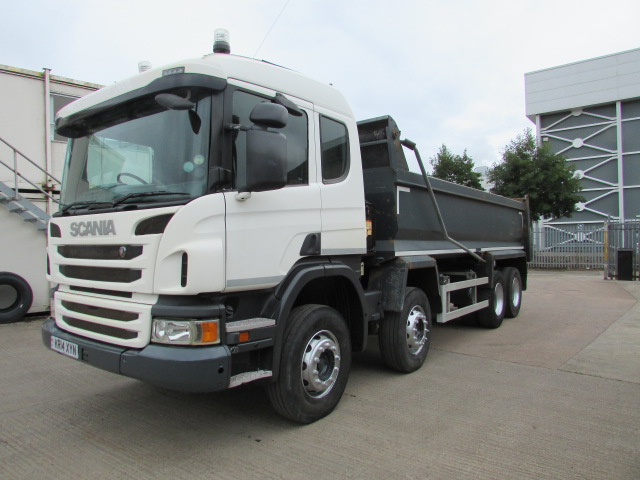 Vehicle Photo 5