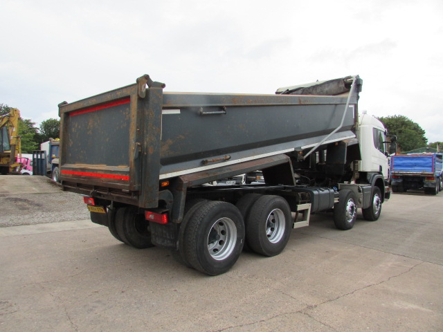 Vehicle Photo 8