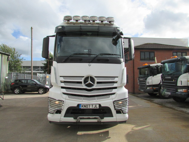 Vehicle Photo 3