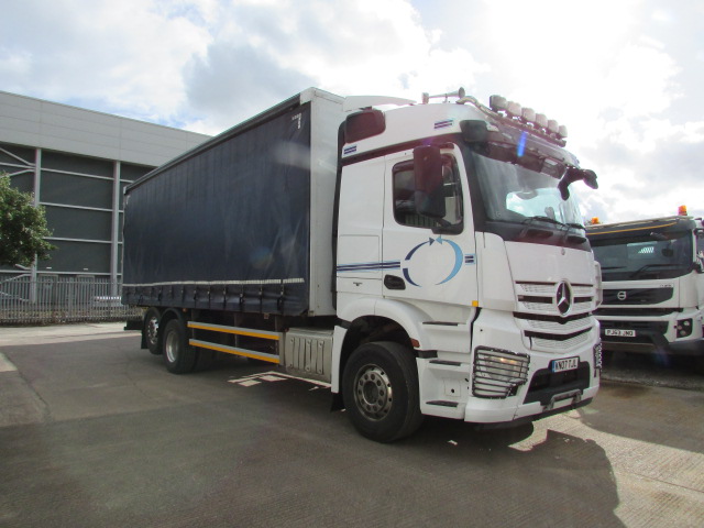 MERCEDES AROCS 2532 2015 6x2 CURTAINSIDE. (KN07 TJL) S/N: 4102