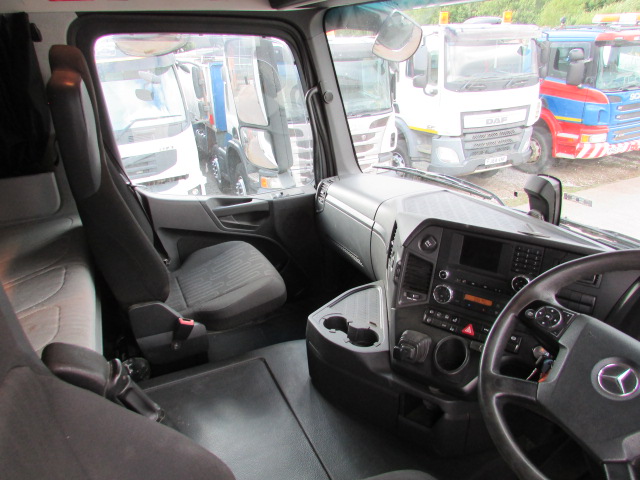 Vehicle Photo 10