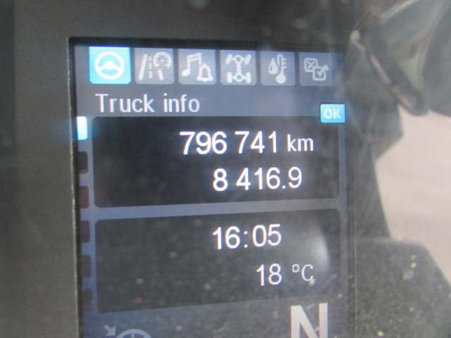 Vehicle Photo 11