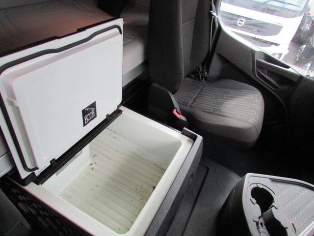 Vehicle Photo 13