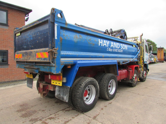 Vehicle Photo 7