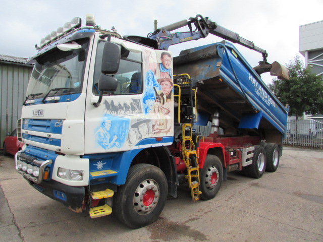 Vehicle Photo 8