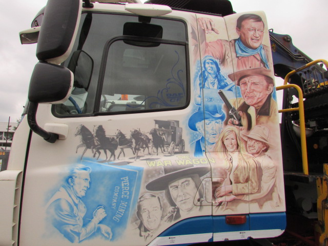 Vehicle Photo 11