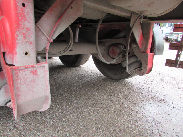 Vehicle Photo 11