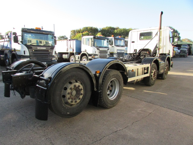 Vehicle Photo 8