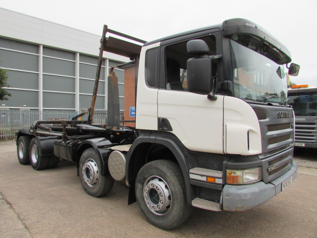 SCANIA P340 8X4 HOOKLOADER (MX10 BXD) - S/N 4137