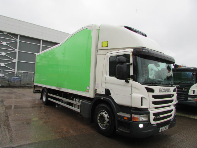 SCANIA P230 4X2 FRIDGE LORRY (NJ13 MZU) - S/N 4161