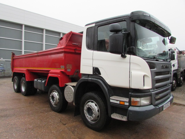 SCANIA P340 2010 8X4 STEEL BODY TIPPER (MX10 BXD) S/N: 4137