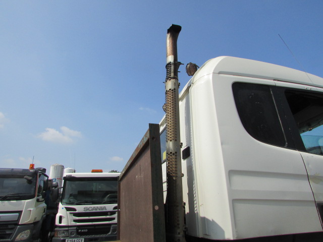 Vehicle Photo 13