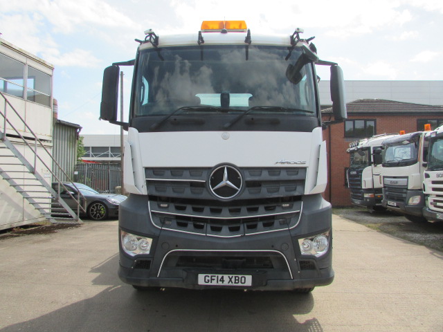 Vehicle Photo 6