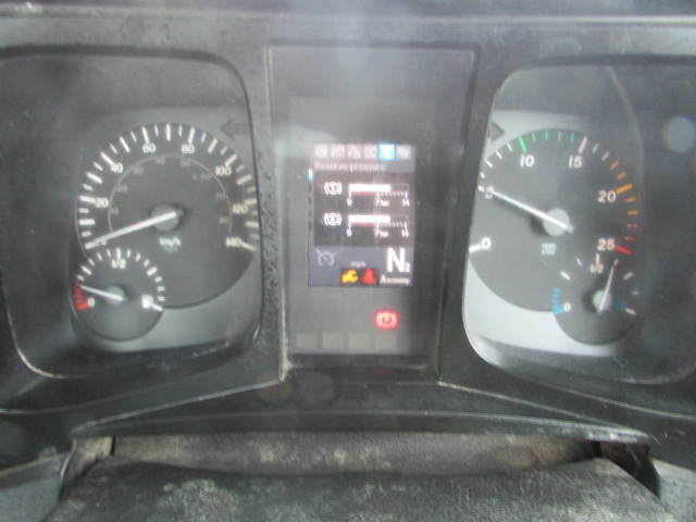 Vehicle Photo 12