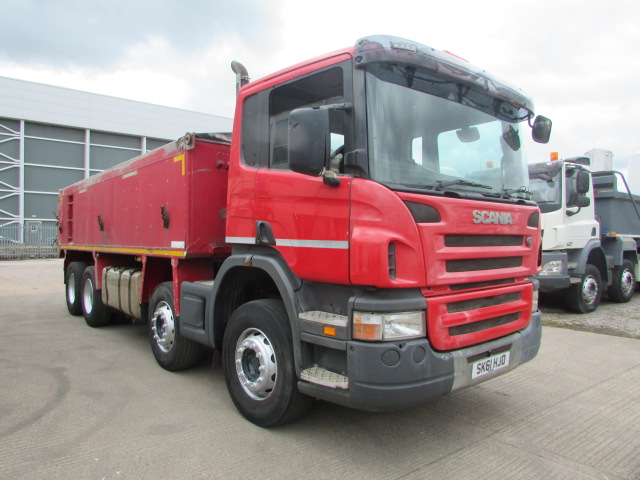 Vehicle Photo 2