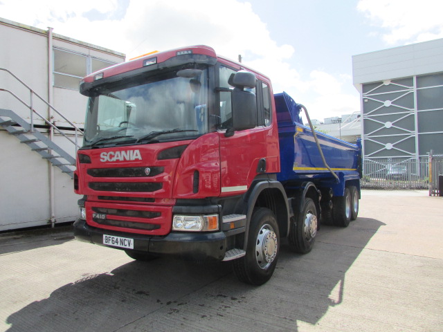 Vehicle Photo 9