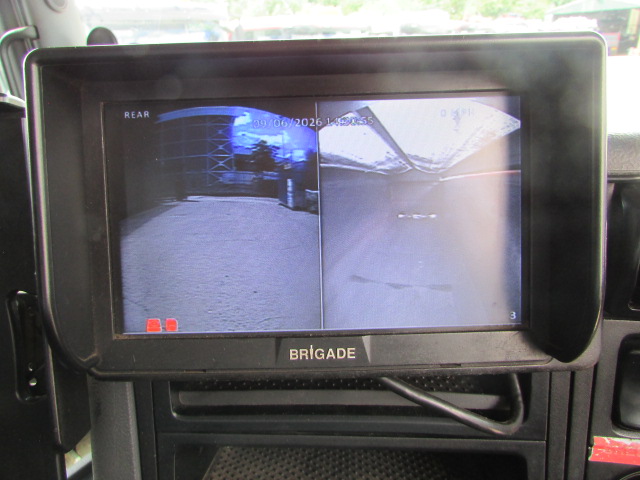 Vehicle Photo 11