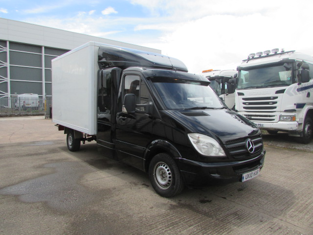 MERCEDES BENZ SPRINTER 313 CDI 2011 4X2 SLEEPERCAB FRIDGE (UK10 HAR) S/N:4231