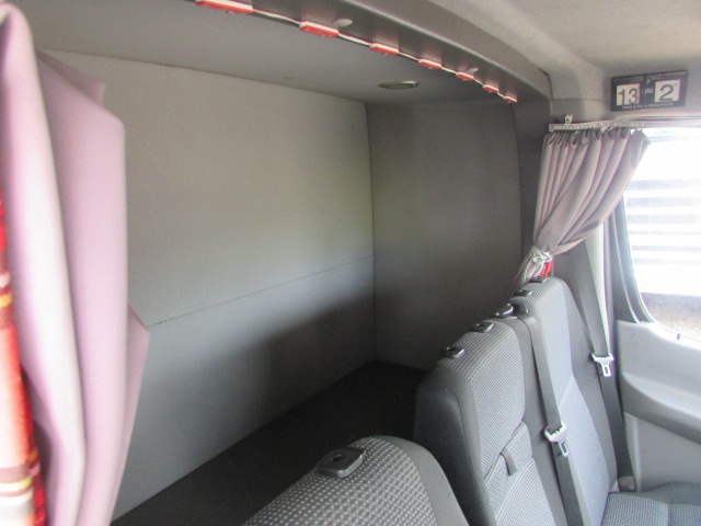 Vehicle Photo 13