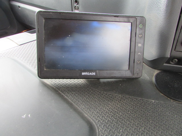 Vehicle Photo 9