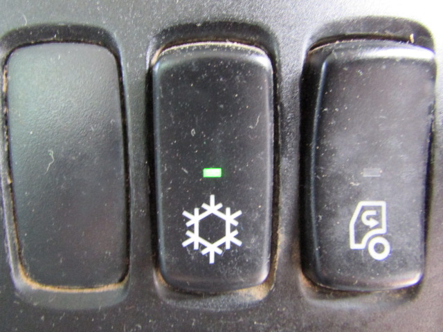 Vehicle Photo 17