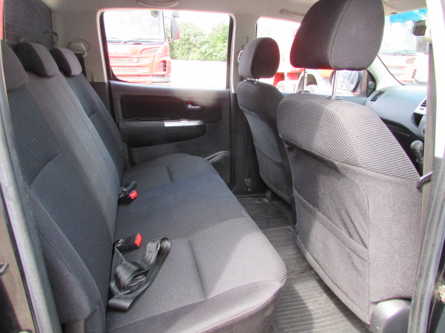 Vehicle Photo 13