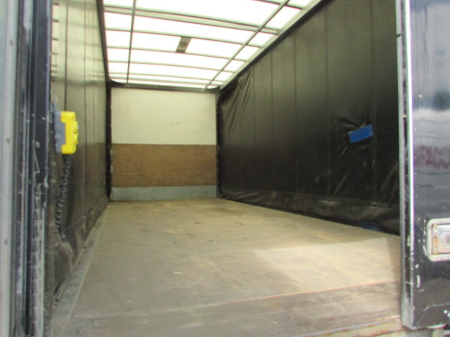 Vehicle Photo 13