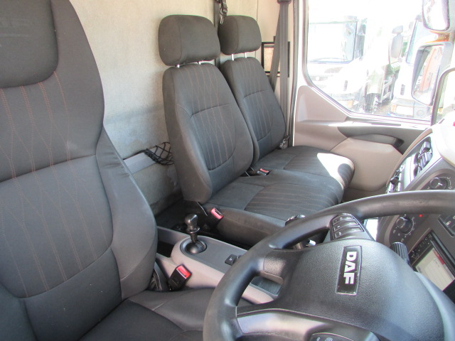 Vehicle Photo 14