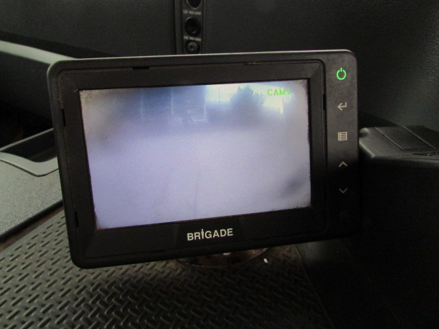 Vehicle Photo 13