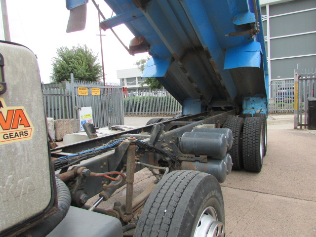 Vehicle Photo 18