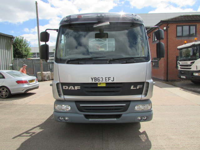Vehicle Photo 2