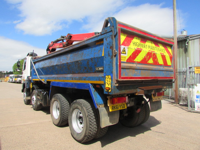 Vehicle Photo 7