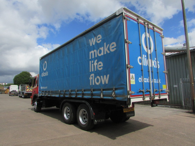 Vehicle Photo 2