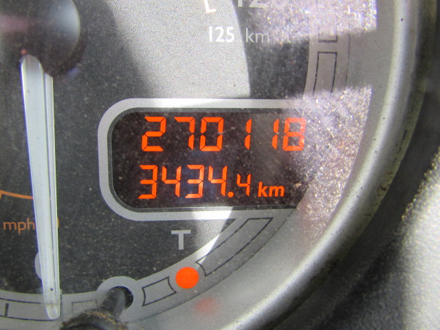 Vehicle Photo 9