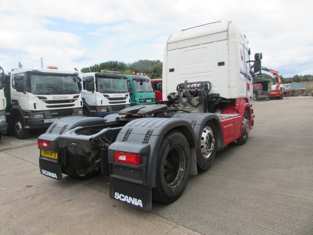 Vehicle Photo 7