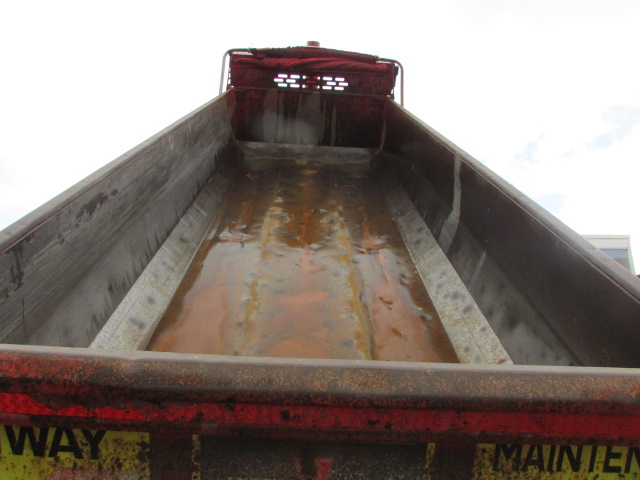 Vehicle Photo 14