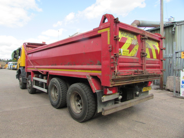 Vehicle Photo 9
