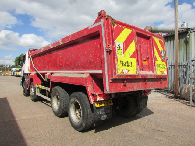Vehicle Photo 6