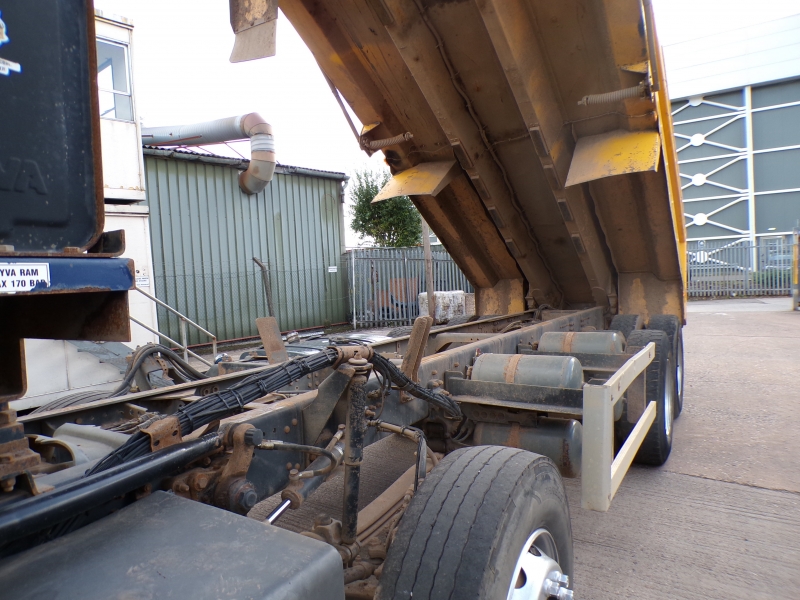 Vehicle Photo 14