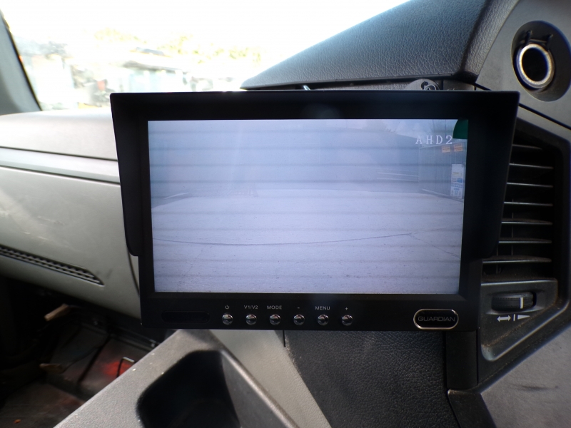 Vehicle Photo 10