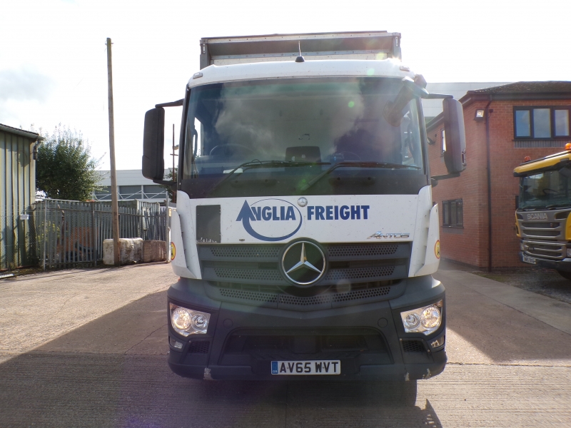 Vehicle Photo 6