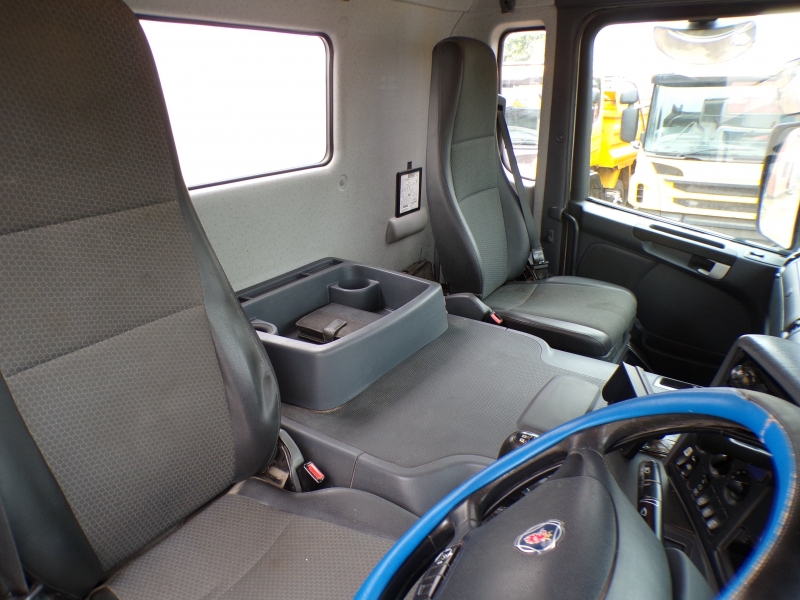 Vehicle Photo 10