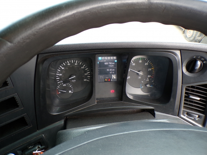 Vehicle Photo 7
