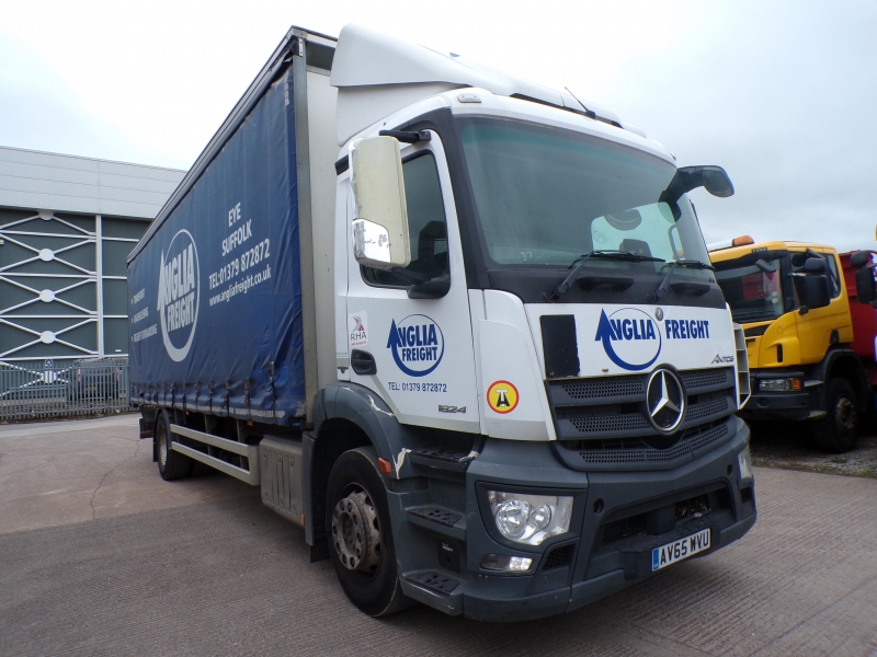 Vehicle Photo 1